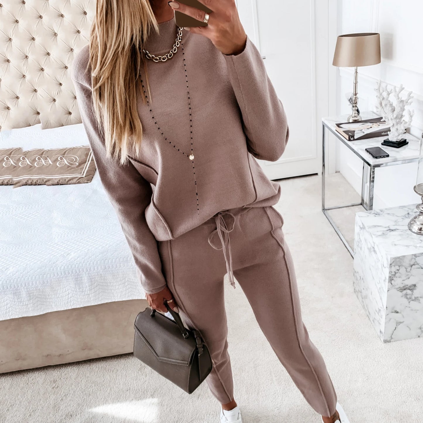 "Women's Two-Piece Tracksuit Set with Long Sleeve Pullover and High Waist Bandage Pants"